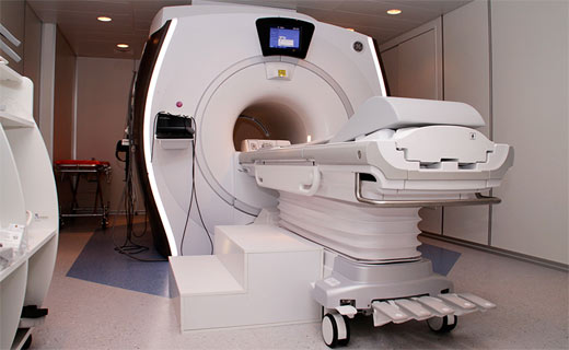 Магнито–резонансный томограф Tesla 3.0